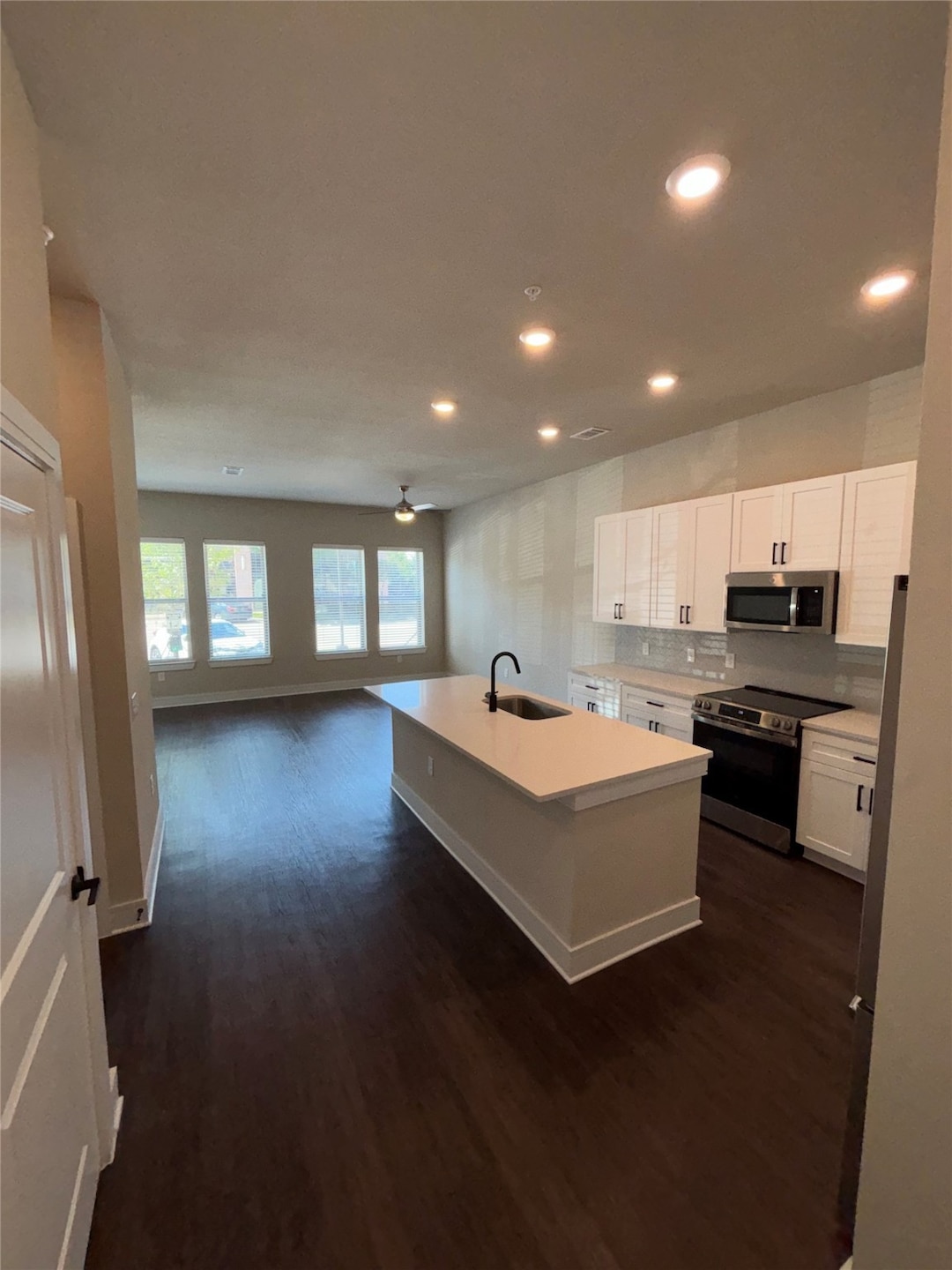 For Rent $1,605/month