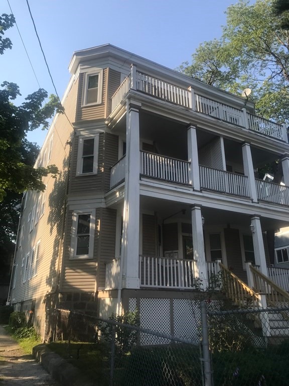 66 Bailey St unit 3, Dorchester Center, MA 02124 - photo 1