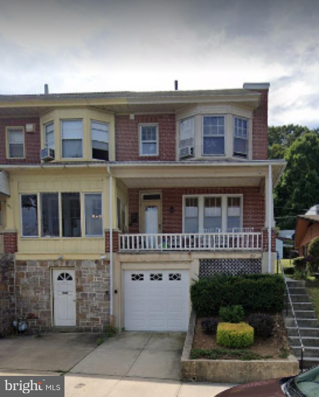 1614 Fairview St, Reading, PA 19606 - photo 1