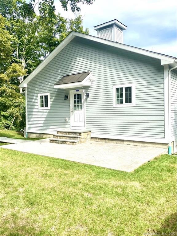 107 Church Hill Rd unit 2, Sandy Hook, CT 06482 - photo 1