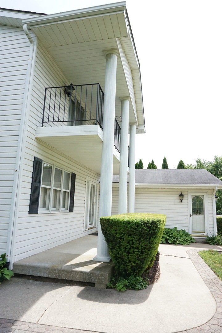 2313 N Northern Ave, Waukegan, IL 60087 - photo 1