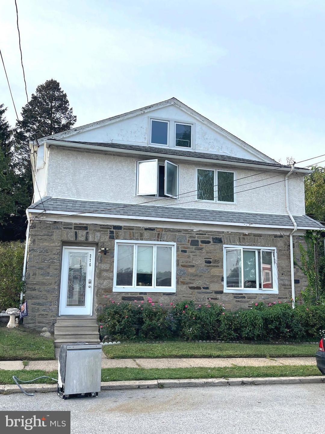 Under Contract $459,900