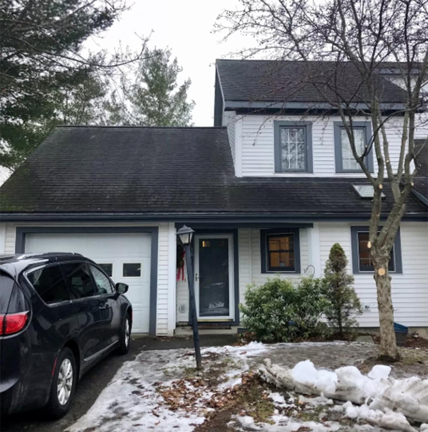 136 Hayes Ave, South Burlington, VT 05403 - photo 1