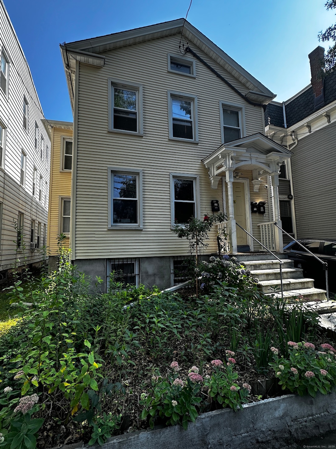 For Rent $2,200/month