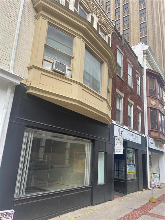 915 W Hamilton St unit 2R, Allentown, PA 18101 - photo 1