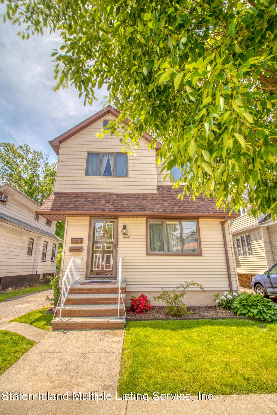 360 Maine Ave, Staten Island, NY 10314 - photo 1