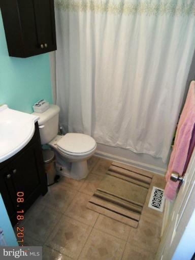 9 Pine Ridge Ct unit 135, Germantown, MD 20874 - photo 1