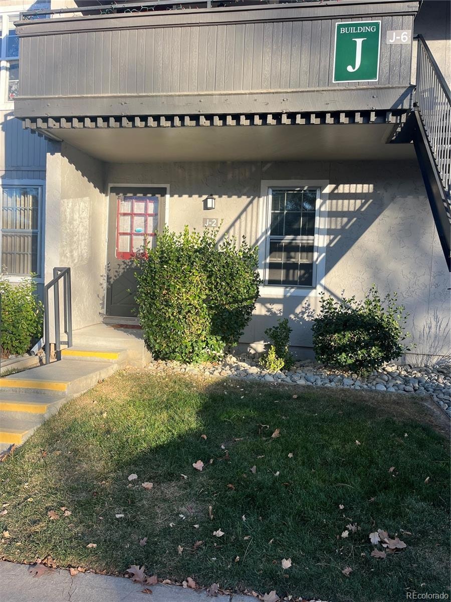 7110 S Gaylord St unit J2, Centennial, CO 80122 - photo 1