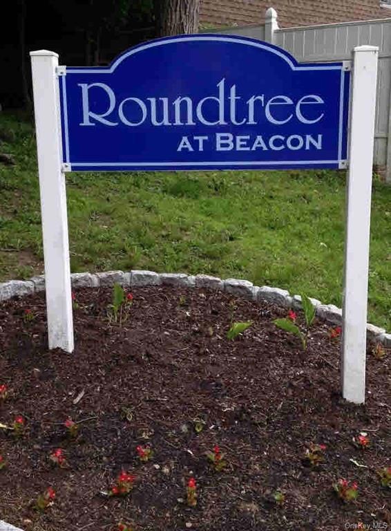 12 Roundtree Ct, Beacon, NY 12508 - photo 1