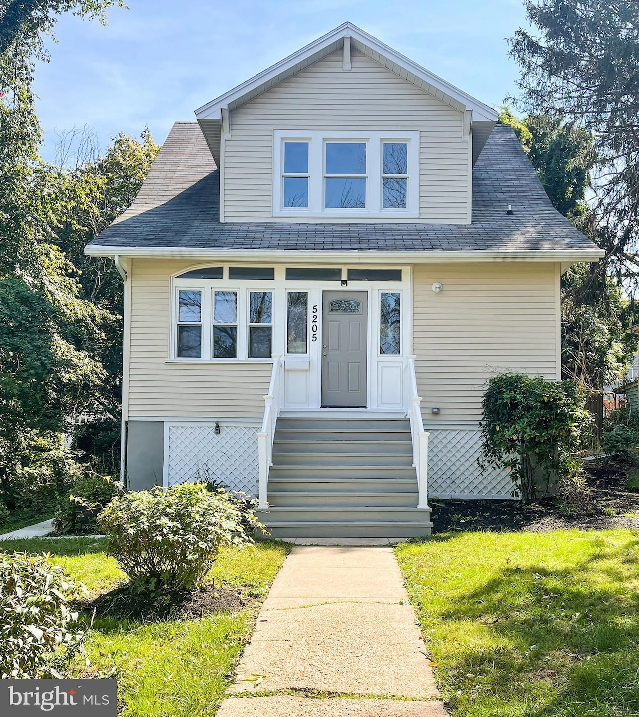 5205 Tramore Rd, Baltimore, MD 21214 - photo 1