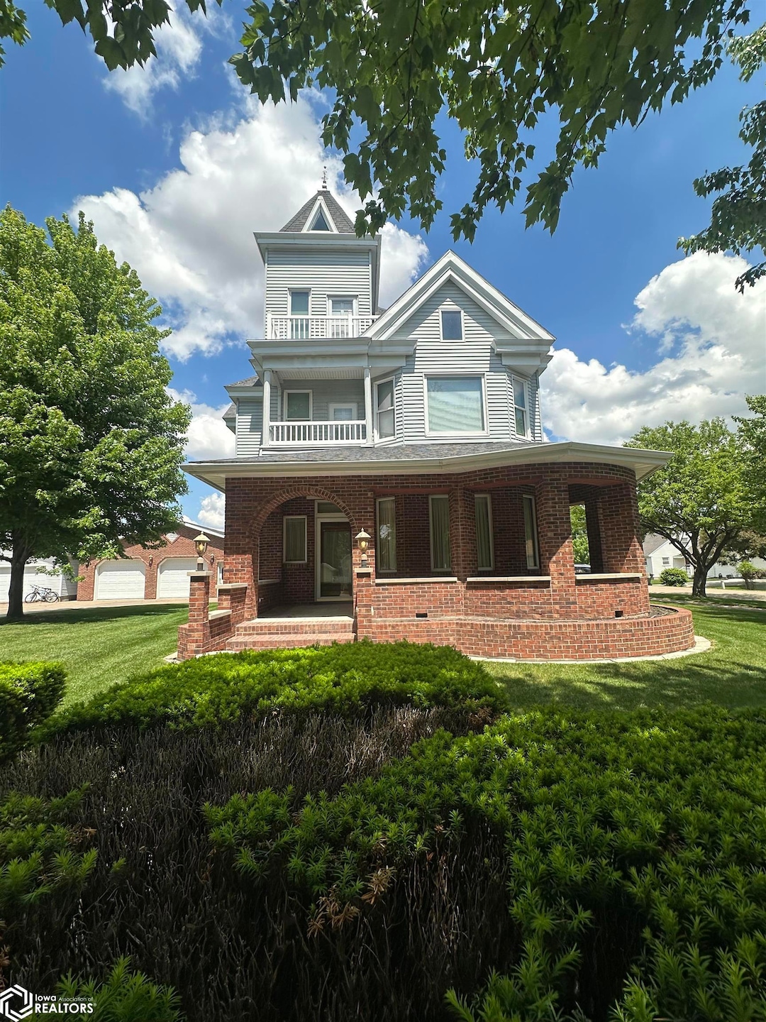 For Sale $459,900
