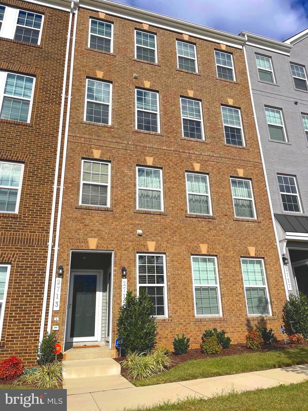 2713 Duvall Ridge Rd unit 507, Hyattsville, MD 20785 - photo 1