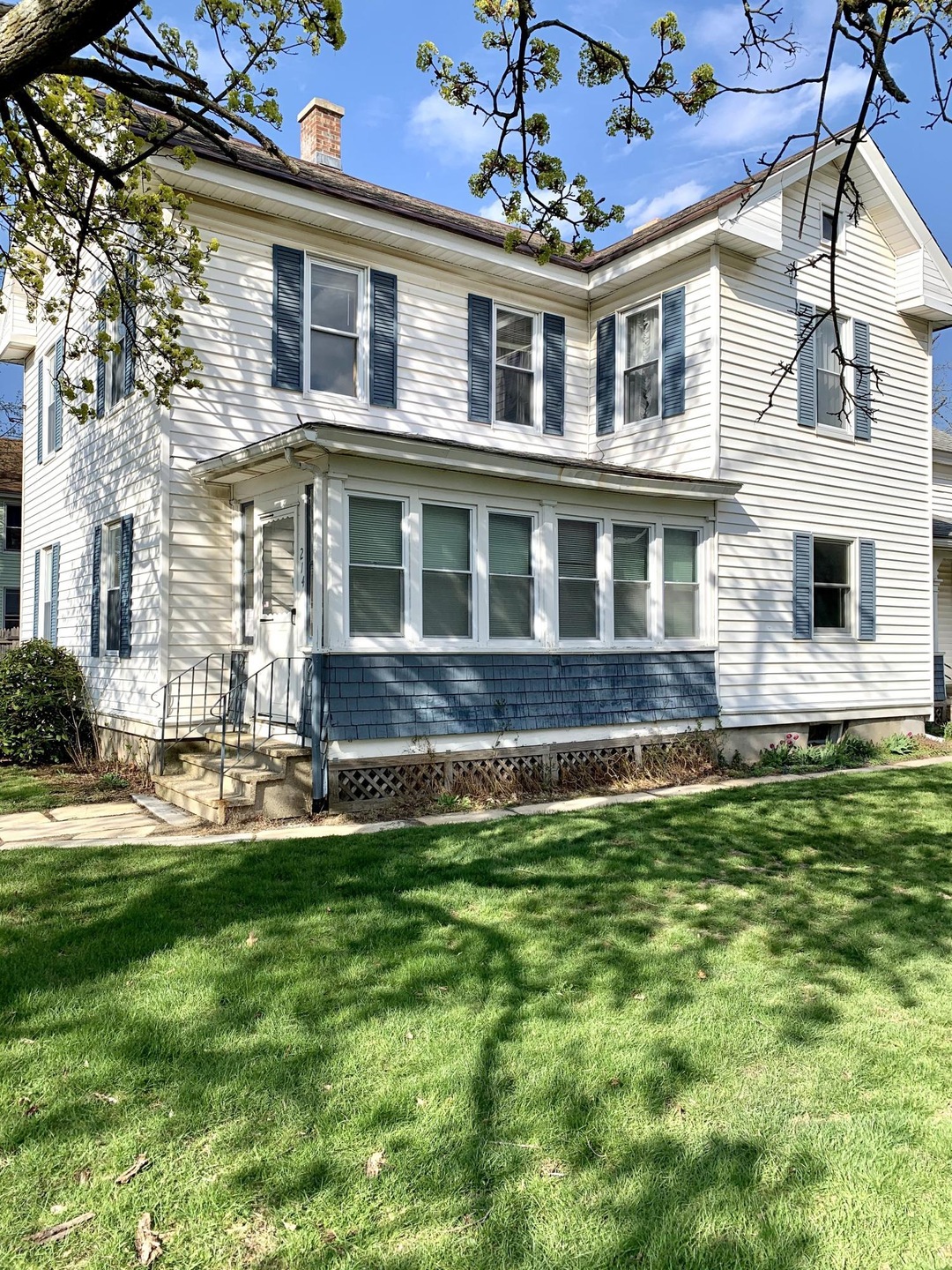 214 Second St