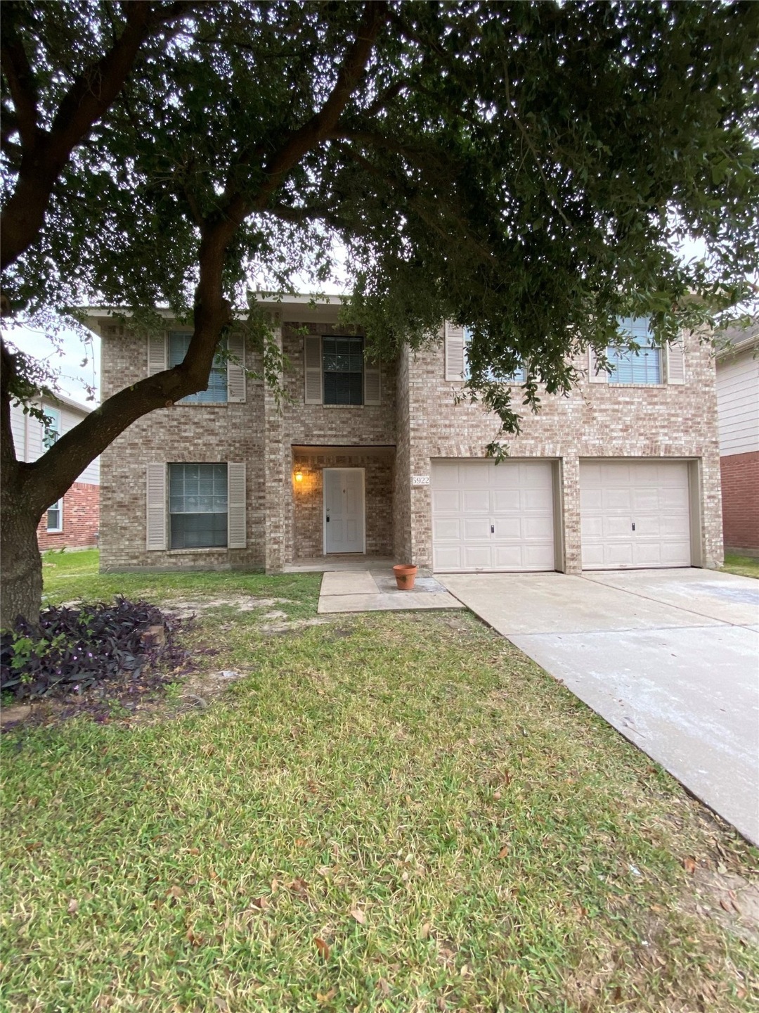 5922 Drenner Park Ln, Houston, TX 77086 - photo 1