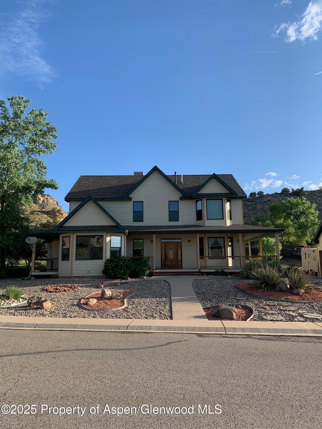 For Sale $819,000