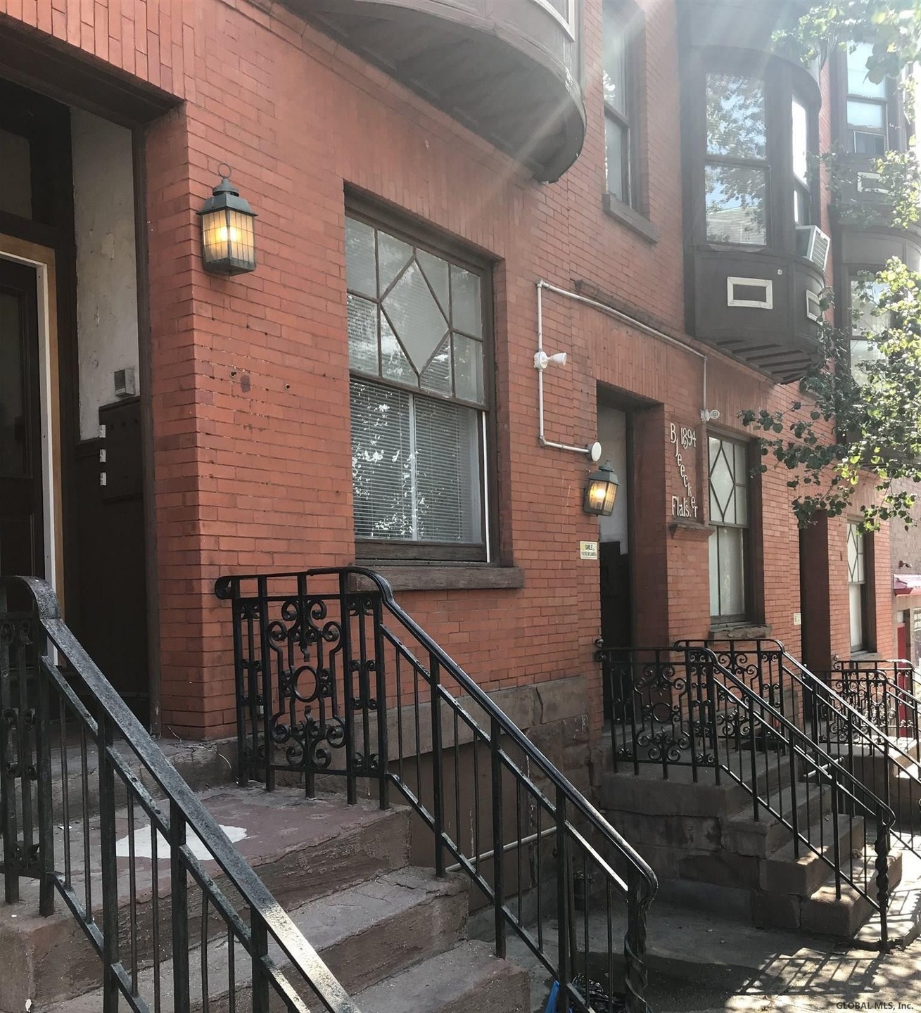 139 Madison Ave unit 3, Albany, NY 12202 - photo 1