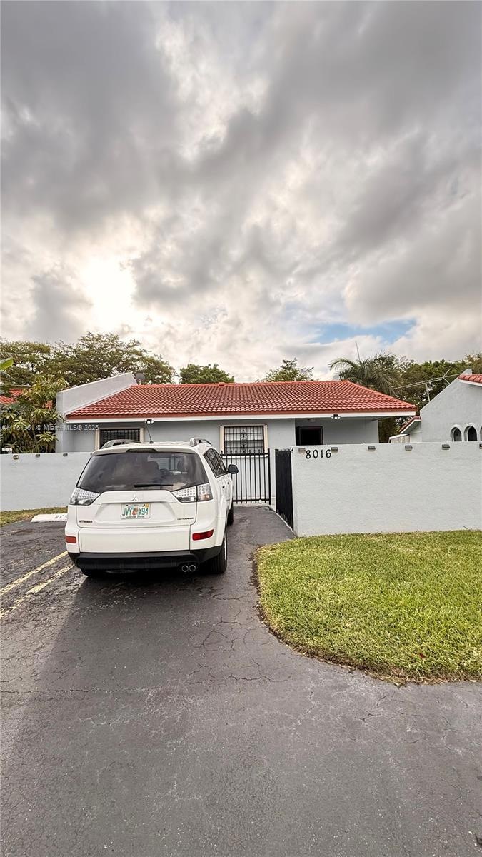 8016 SW 153rd Place, Miami, FL 33193 - photo 1
