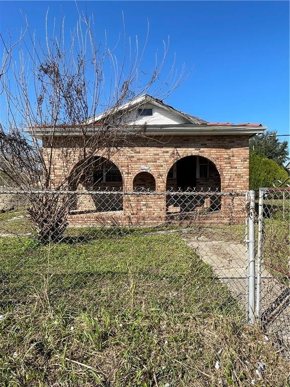 2510 General Ogden St, New Orleans, LA 70118 - photo 1