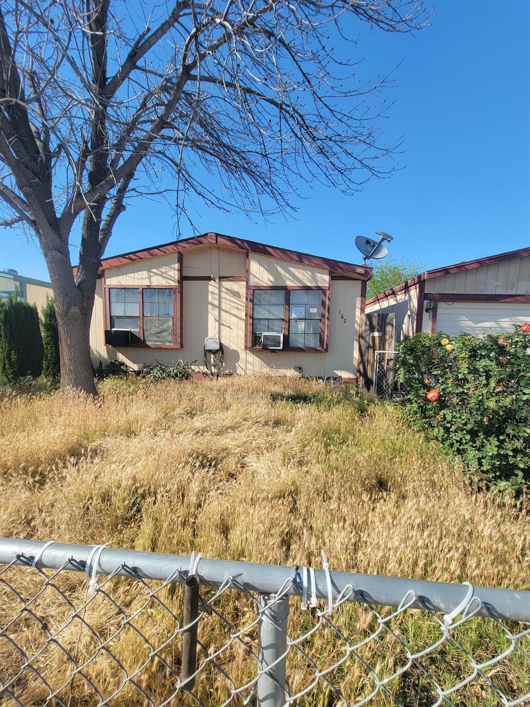 499 Pacheco Rd Unit 162, Bakersfield, CA 93307 | MLS# 224024522