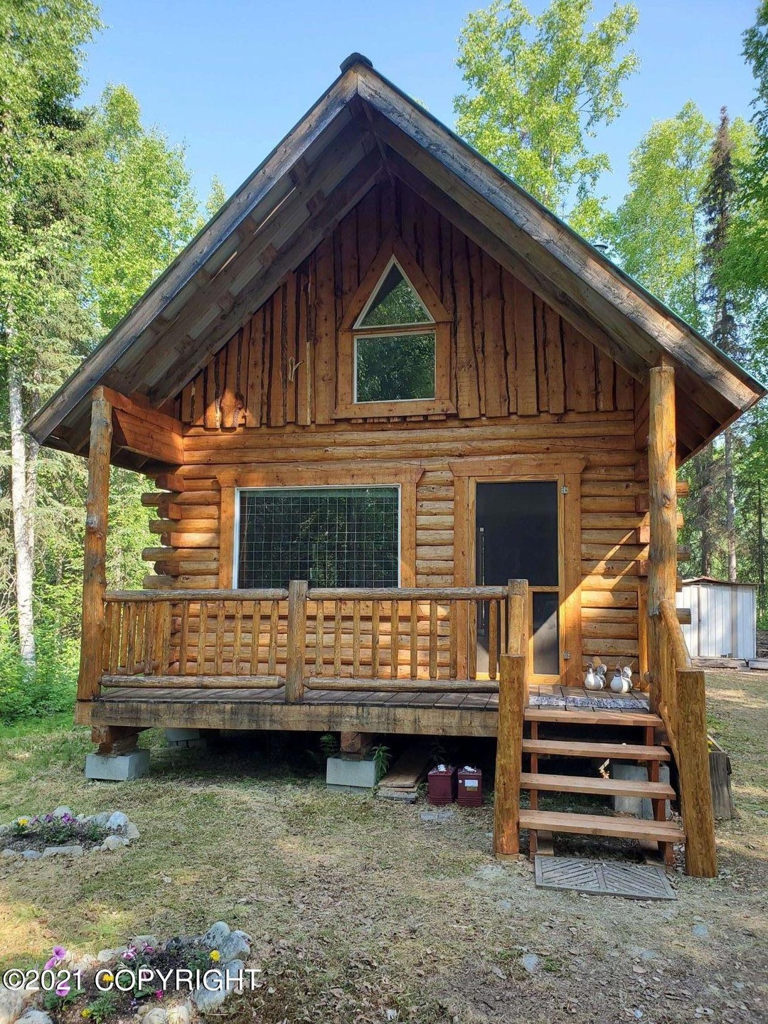 cabin, front