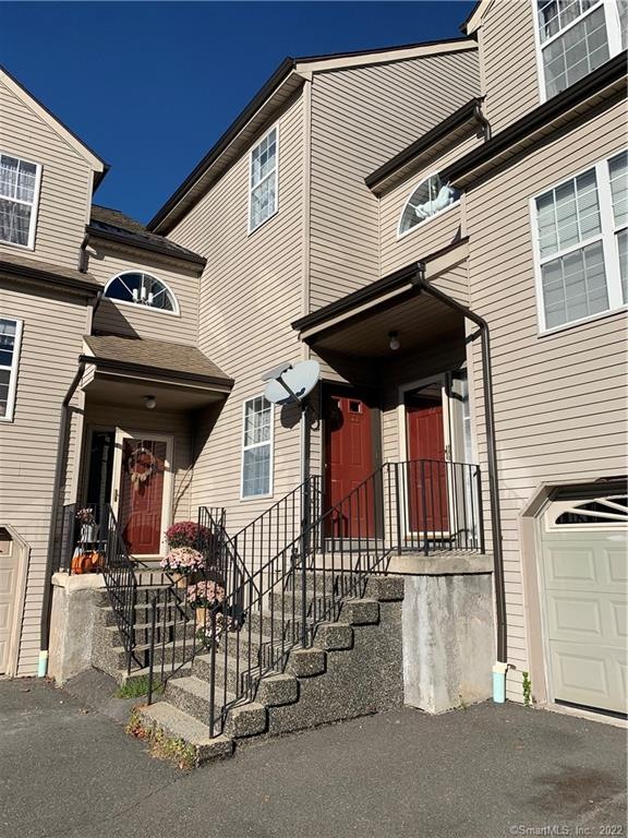 794 Oronoke Rd unit 21, Waterbury, CT 06708 - photo 1