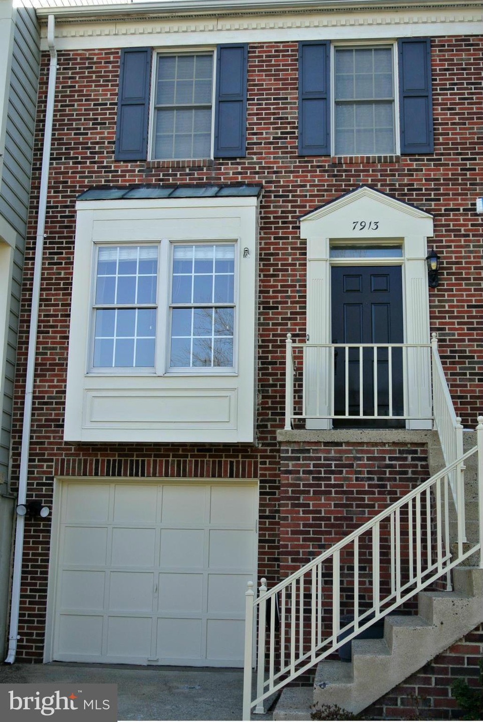 7913 Blue Gray Cir, Manassas, VA 20109 - photo 1