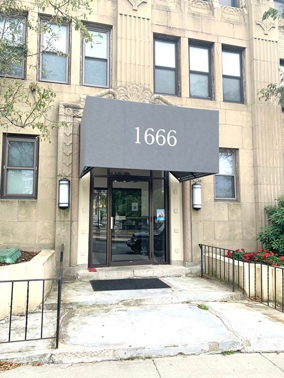 1666 Commonwealth Ave unit 52, Brighton, MA 02135 - photo 1