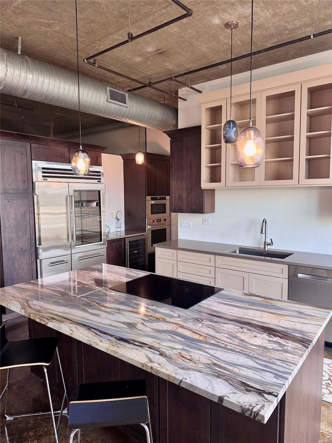 For Sale $1,250,000 • Co-Listing Agent