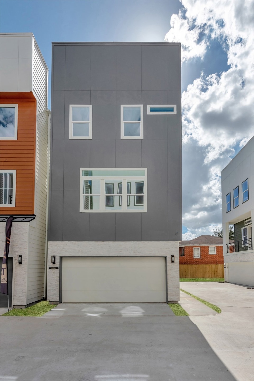 1805 Emir St unit E, Houston, TX 77009 - photo 1