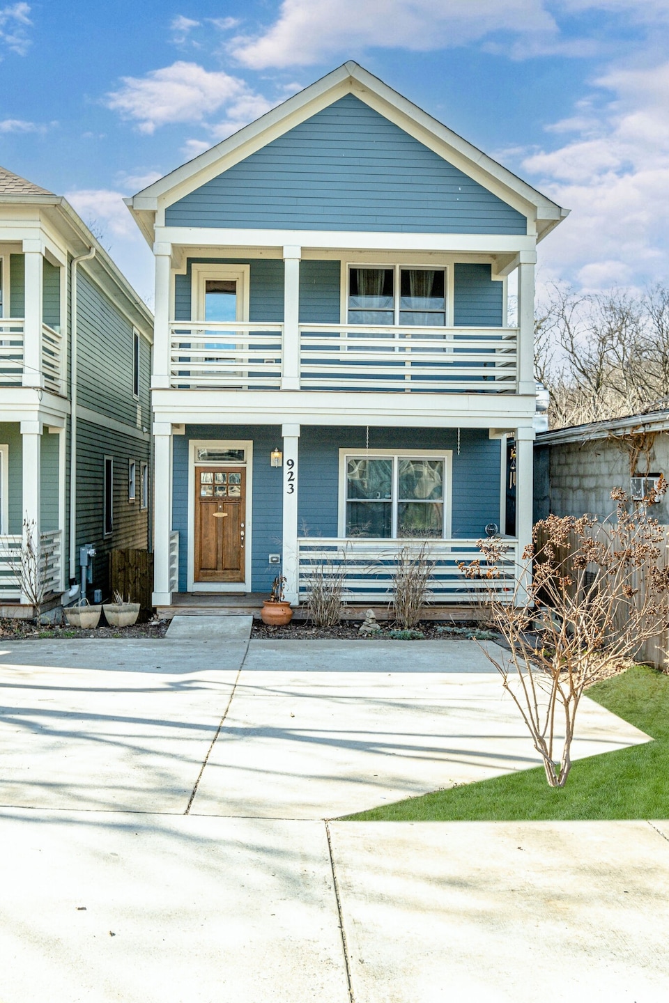 Sold $692,500 • Co-Listing Agent