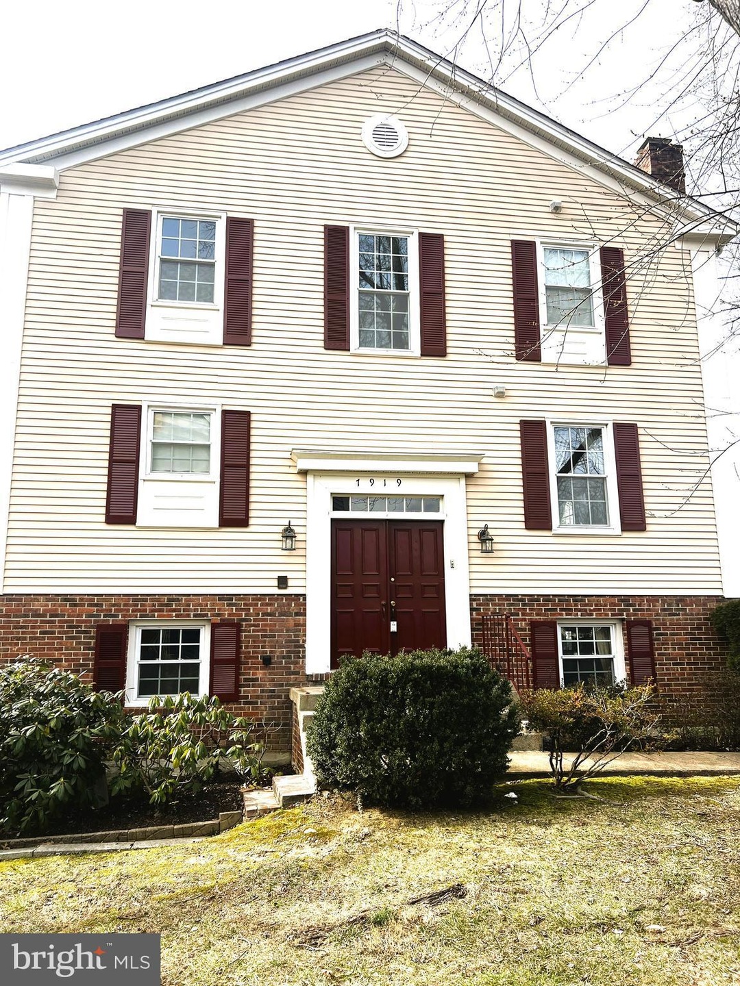 7919 Edinburgh Dr, Springfield, VA 22153 - photo 1