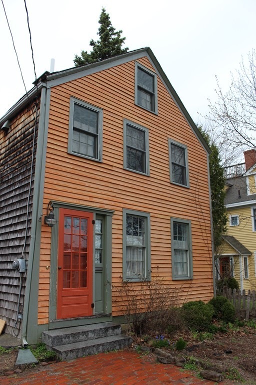 28 Franklin St, Newburyport, MA 01950 - photo 1