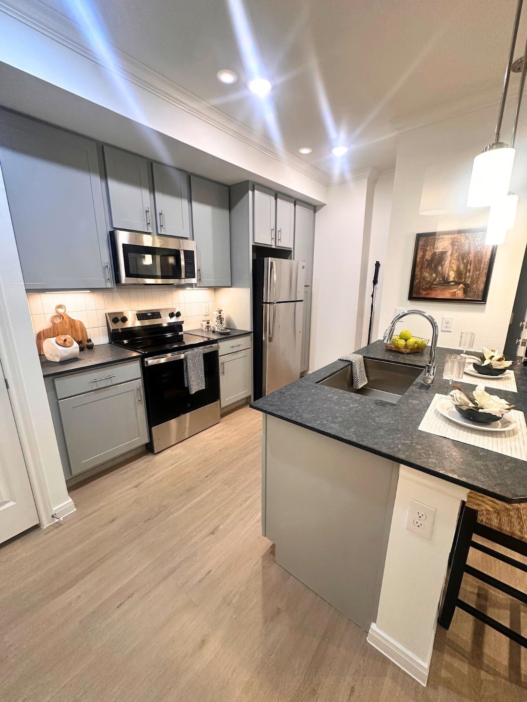 For Rent $1,725/month