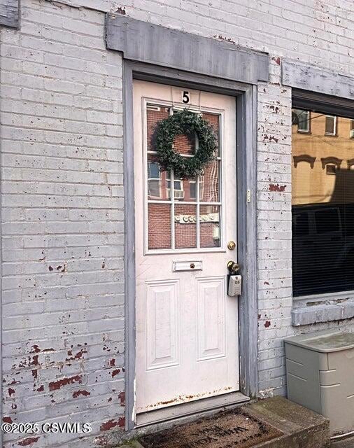 5 E Pine St, Selinsgrove, PA 17870 - photo 1