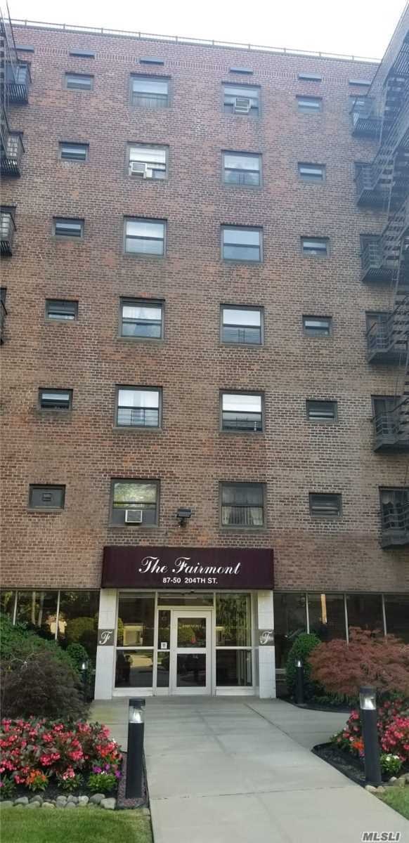 87-50 204 St unit B68, Holliswood, NY 11423 - photo 1