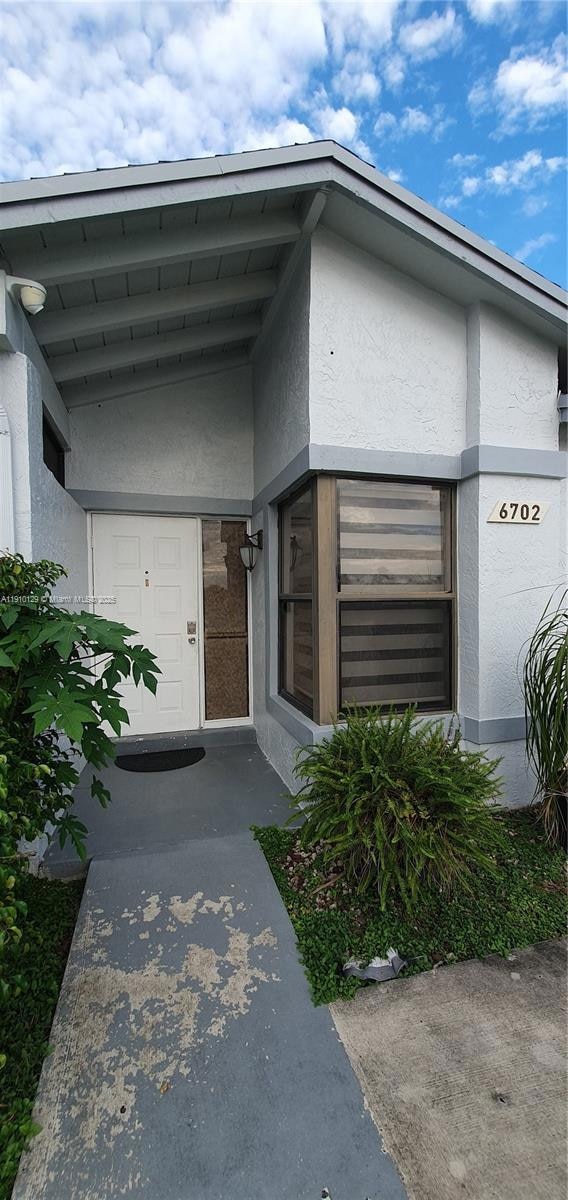 6702 SW 152nd Place unit 2802, Miami, FL 33193 - photo 1