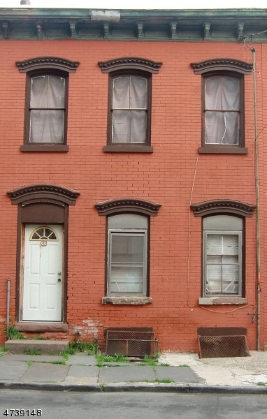 22 Eagle St, Newark, NJ 07102 - photo 1