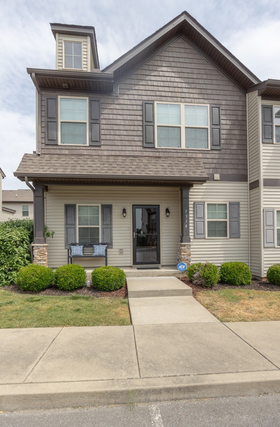 Sold $312,000 • Co-Listing Agent