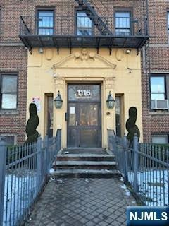 1116 Anna St unit 4G, Elizabeth, NJ 07201 - photo 1