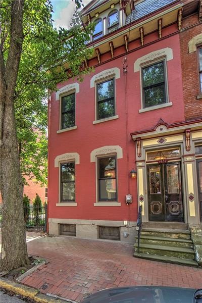 Welcome to 1437 Sheffield Street in The Heart of M