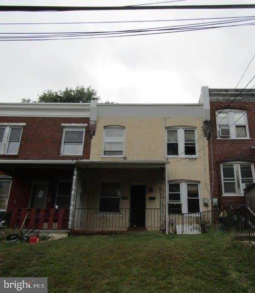 217 Hamilton Ave, Darby, PA 19023 - photo 1