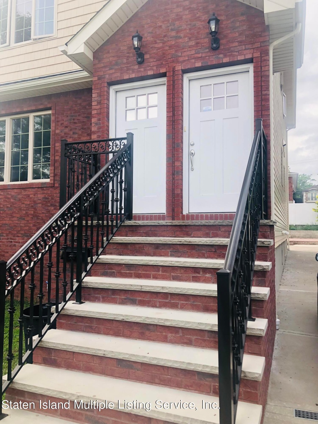 FRONT STAIRS