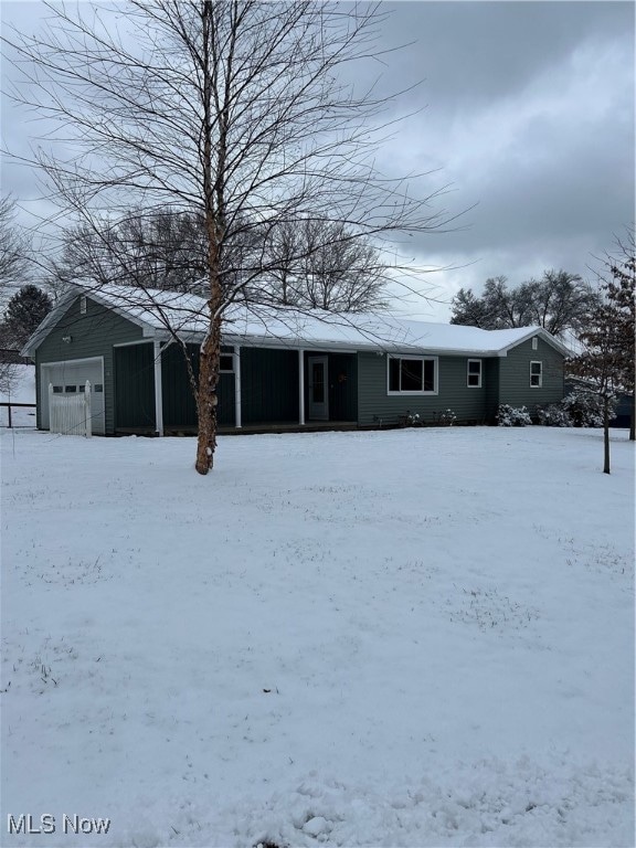 2810 S Lawndale Place, Zanesville, OH 43701 - photo 1