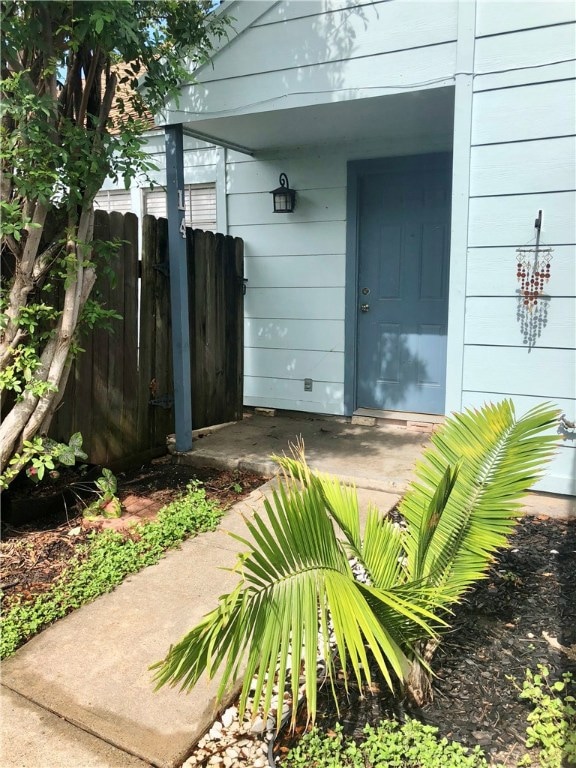 For Rent $1,100/month