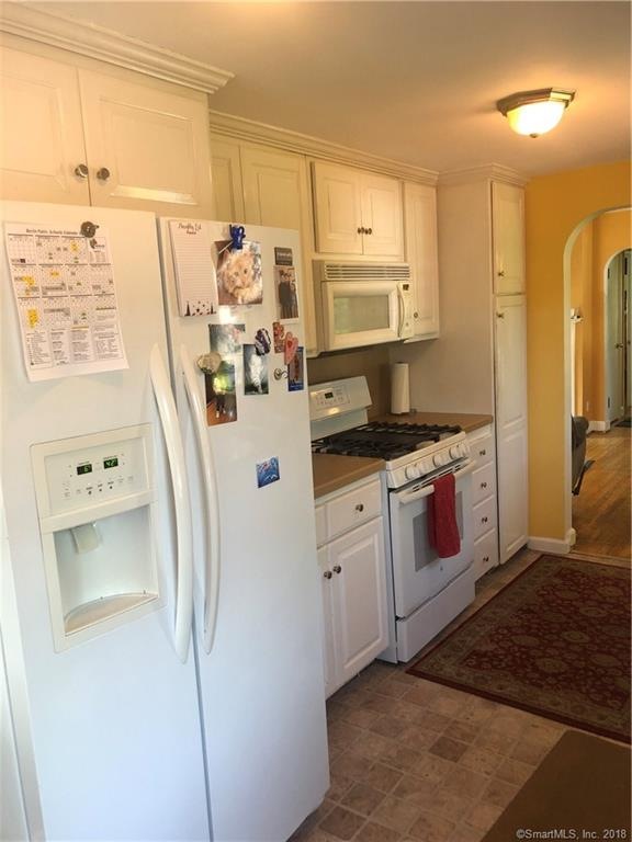 141 Alling St, Berlin, CT 06037 - photo 1