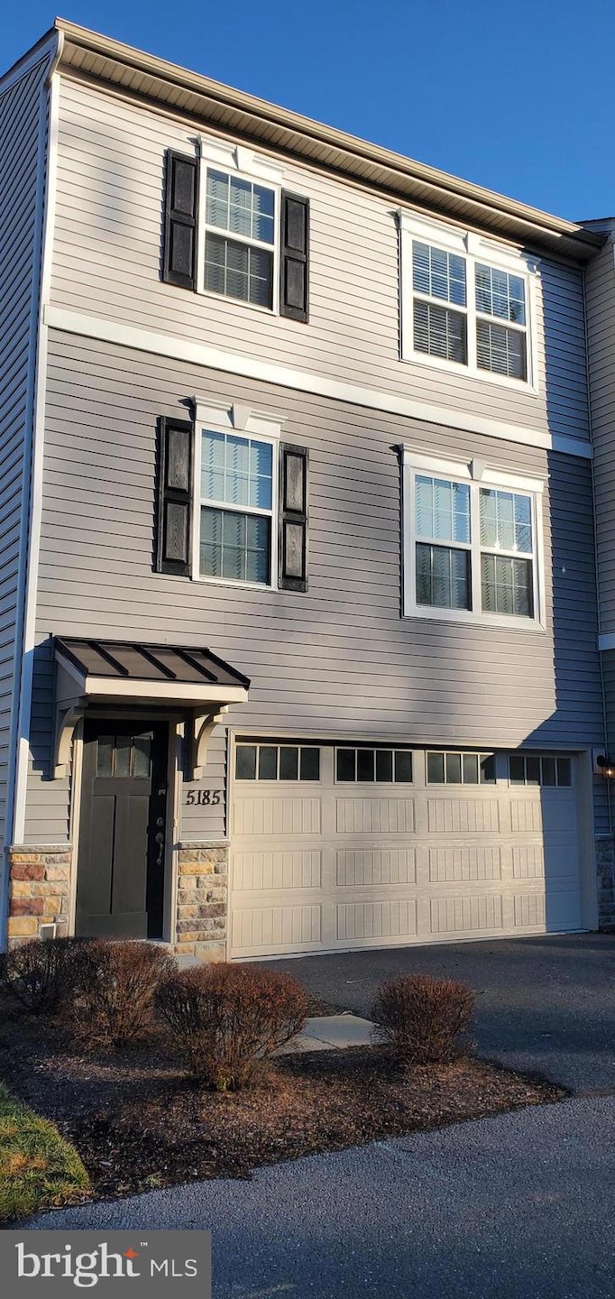 For Rent $1,895/month