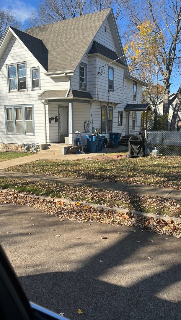 For Sale $134,900 • Co-Listing Agent