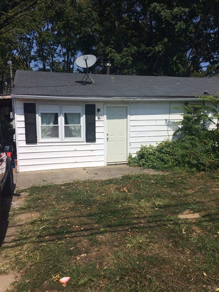 607 E. Miller Dr.