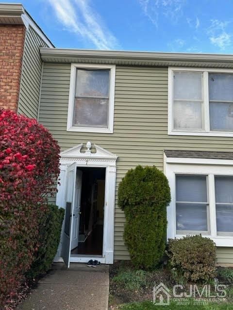 7 Aspen Ct, Monmouth Junction, NJ 08852 - photo 1