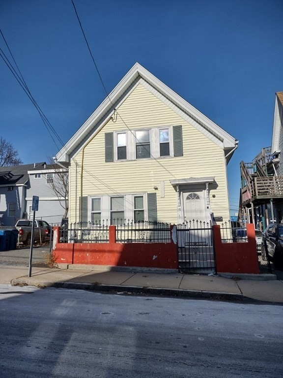 19 Cedar St, Lawrence, MA 01841 - photo 1
